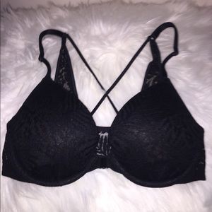 Black Victoria’s Secret bra